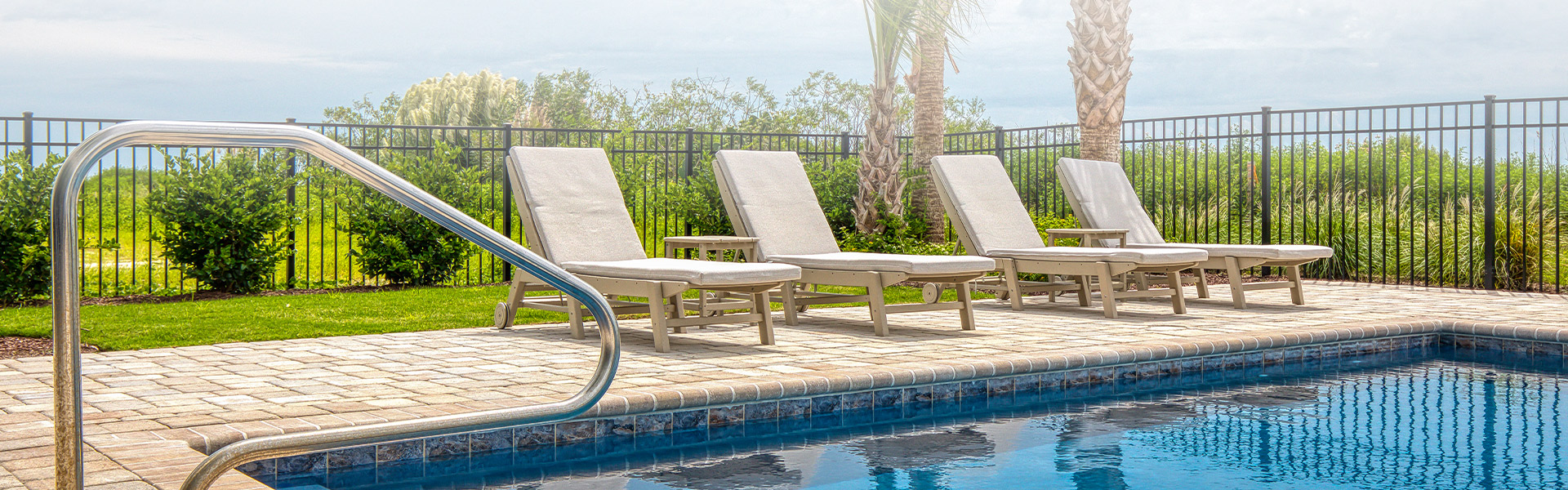 Commercial Pools & Spas